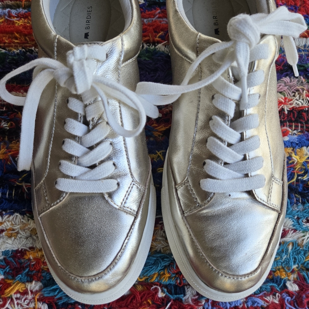Birdies The Cardinal Metallic Shiny Gold Lace-up Sneaker Size 9 - Picture 4 of 16